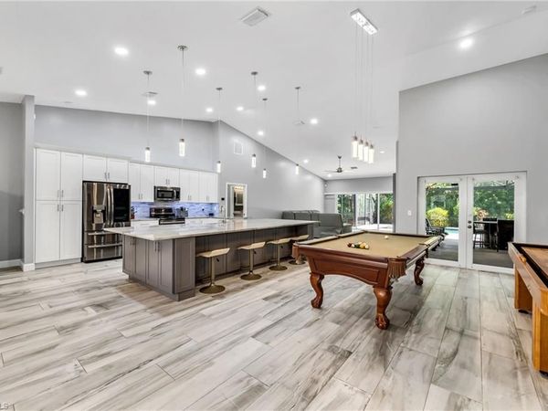 10711 Strike LN, BONITA SPRINGS, FL 34135