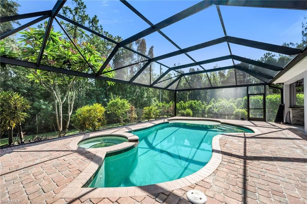 10711 Strike Ln, Bonita Springs, FL 34135 Photo