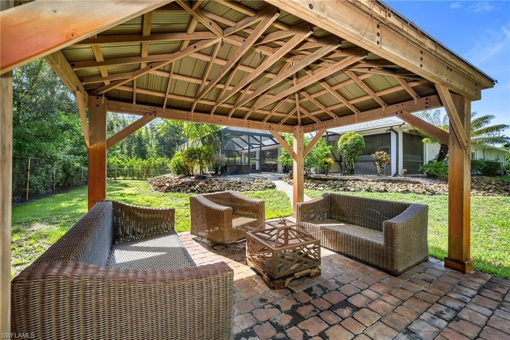 10711 Strike Ln, Bonita Springs, FL 34135 Photo