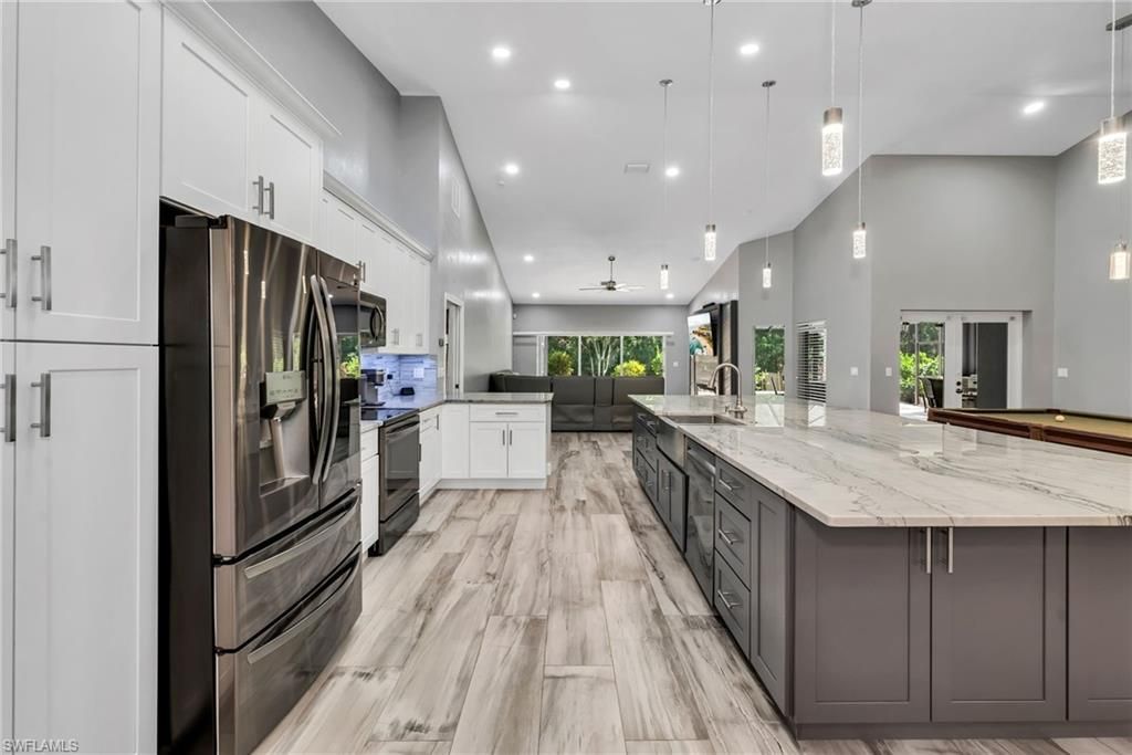 10711 Strike Ln, Bonita Springs, FL 34135 Photo