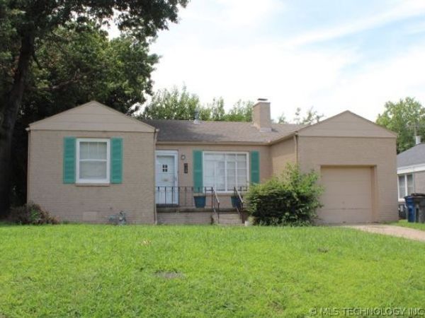 908 S Vandalia Avenue , Tulsa, OK 74112