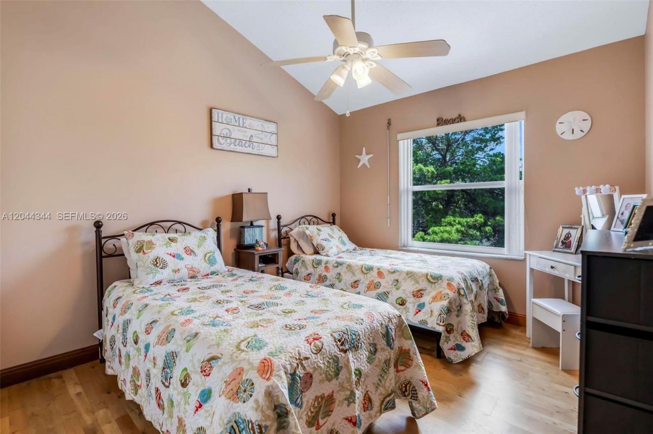 126 Spruce St , Boynton Beach, FL 33426 Photo
