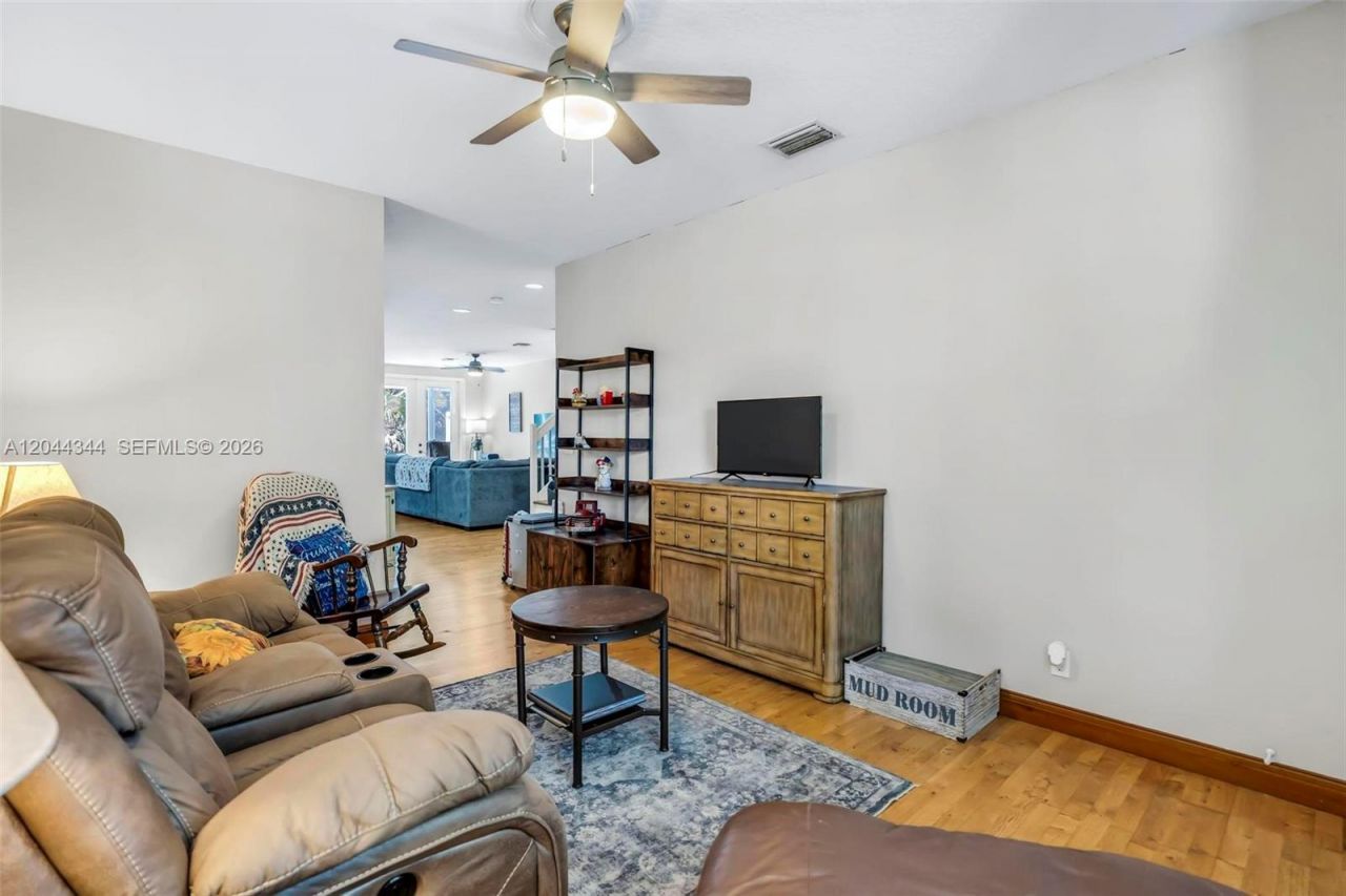 126 Spruce St , Boynton Beach, FL 33426 Photo