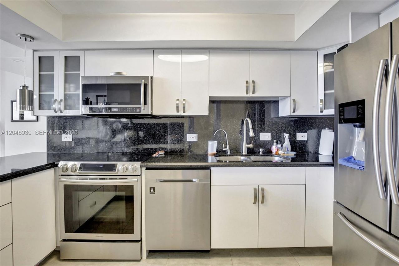 20515 E Country Club Dr, Unit 2147, Aventura, FL 33180 Photo