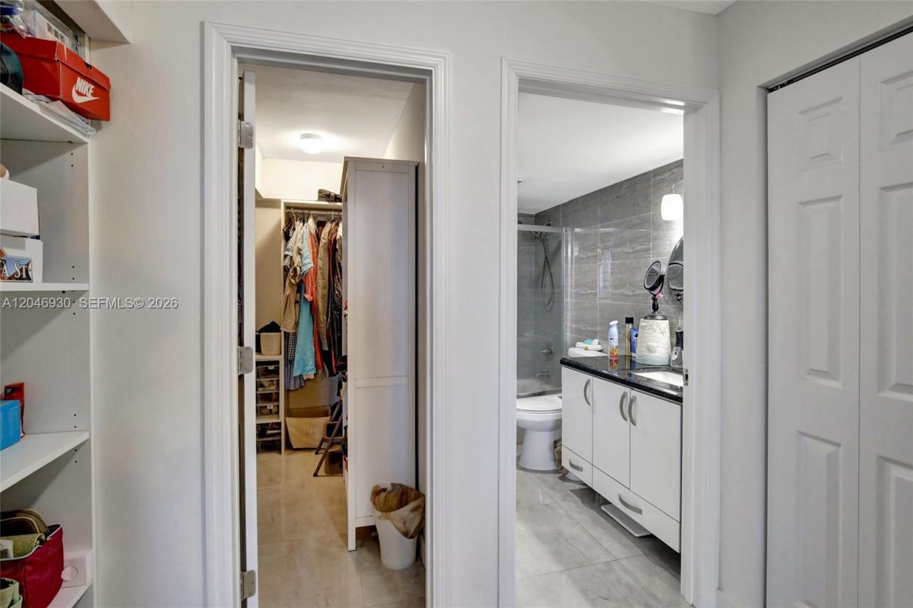 20515 E Country Club Dr, Unit 2147, Aventura, FL 33180 Photo