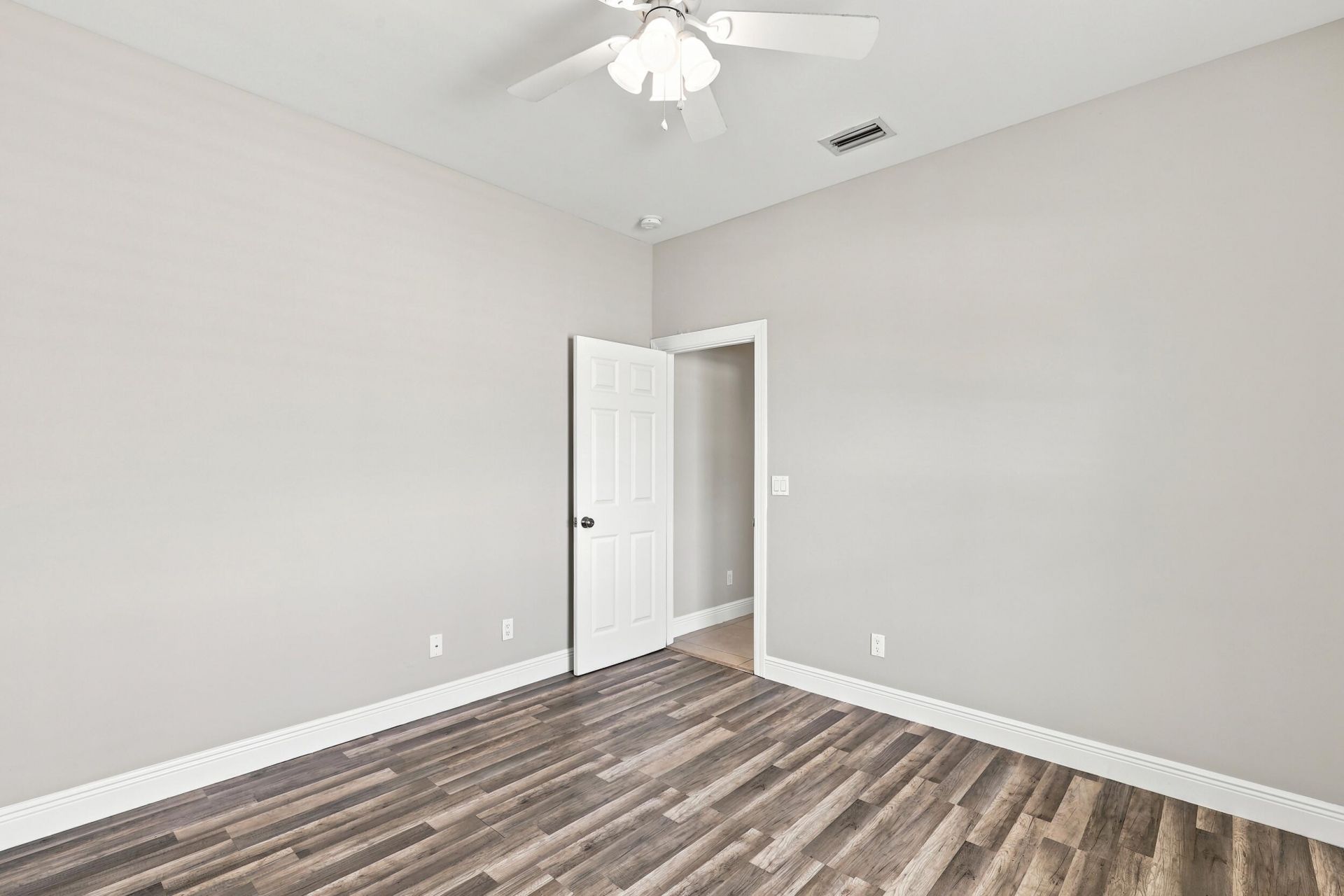 5866 NW Mesa Circle, Port Saint Lucie, FL 34986 Photo