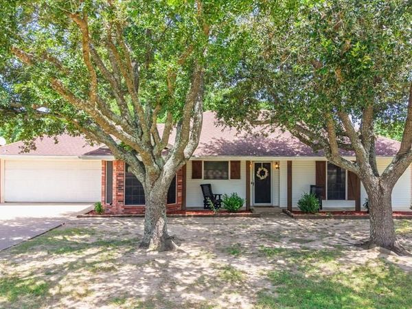 121 Curtis Lane, Quinlan, TX 75474