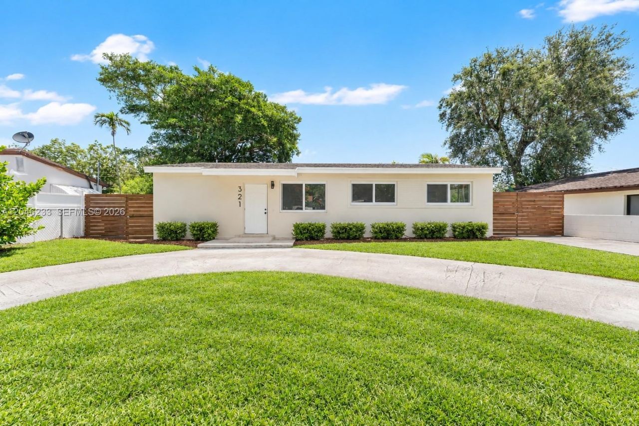 321 NW 56th Ave, Miami, FL 33126 Photo