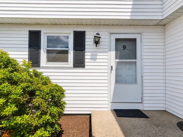 50 Edward J Roy Drive, Unit 9, Manchester, NH 03104