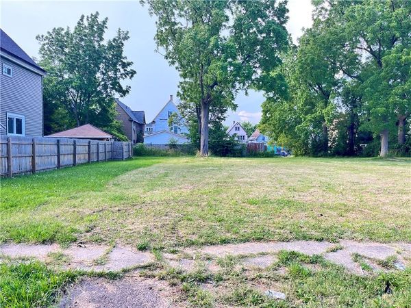 852 Glenwood Avenue, Buffalo, NY 14211