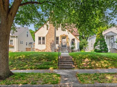 5332 14th Avenue S, Minneapolis, MN 55417
