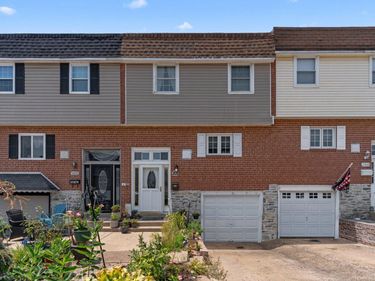 3670 SUSSEX LANE, PHILADELPHIA, PA 19114