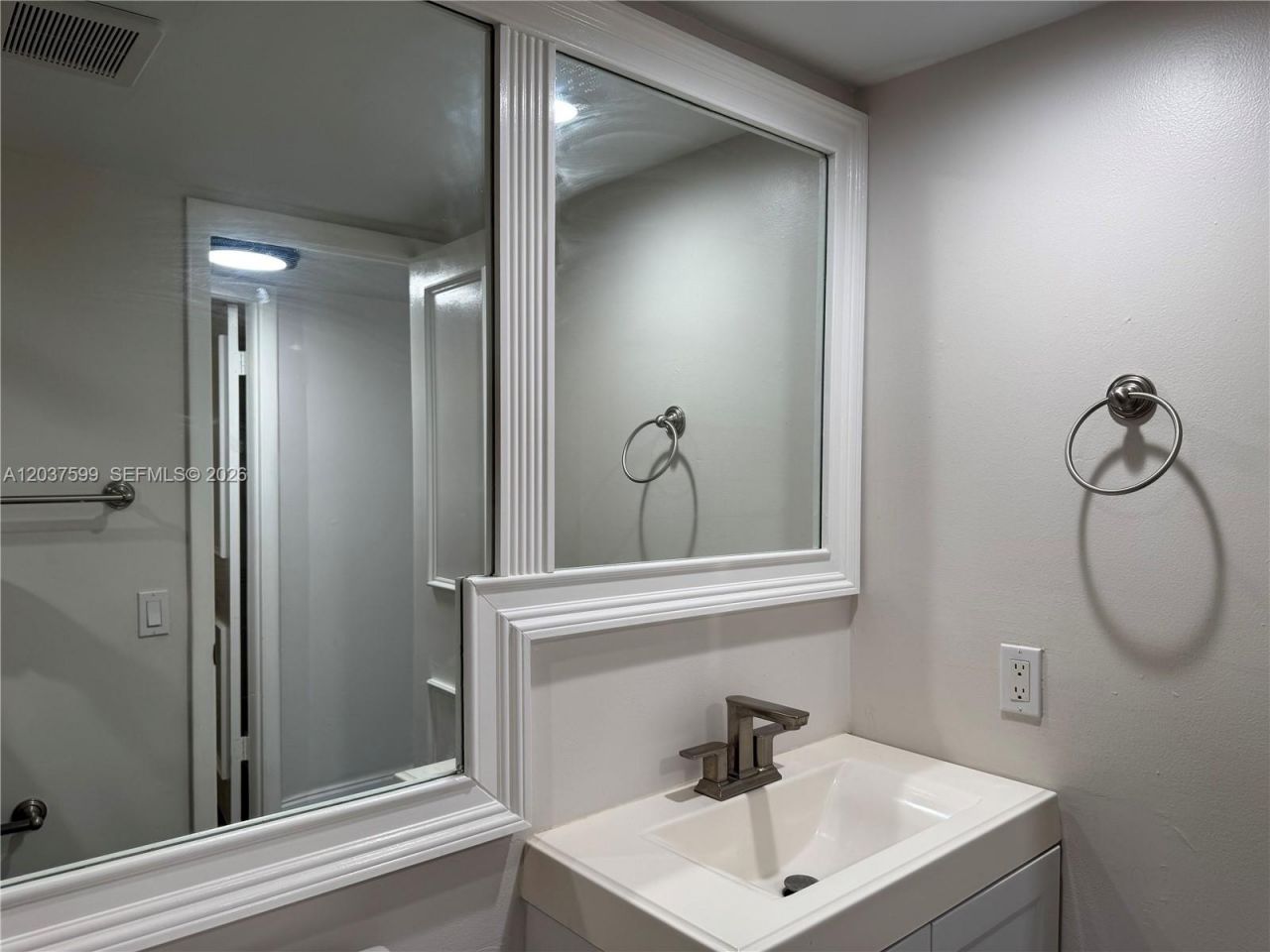 8325 Sunrise Lakes Blvd , Unit 103, Sunrise, FL 33322 Photo