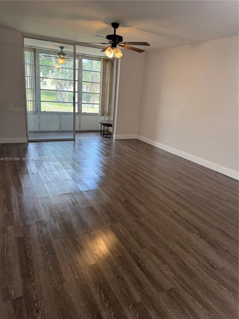 8325 Sunrise Lakes Blvd , Unit 103, Sunrise, FL 33322 Photo