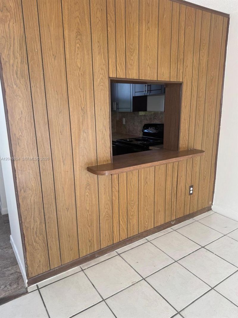 13725 NE 6th Ave, Unit 402, North Miami, FL 33161 Photo