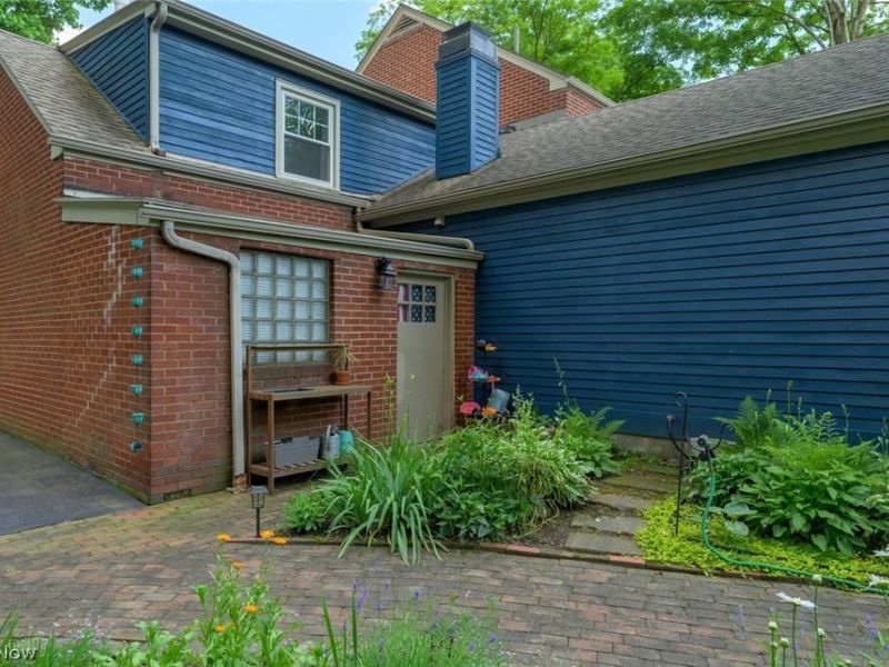 245 Griswold Drive, Youngstown, OH 44512 Photo 5