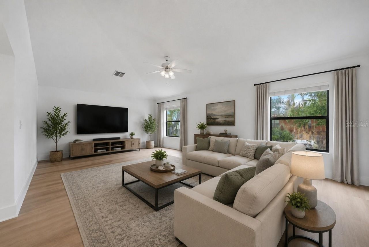 1908 Abbey Ridge Drive, Dover, FL 33527 Photo