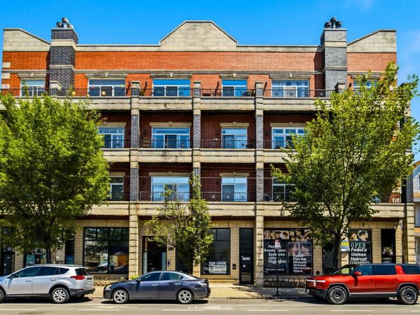 4231 N Kedzie Avenue , Unit 2-F, Chicago, IL 60618