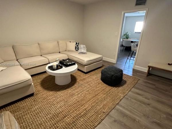 6805 SW 88th St , Unit 18, Pinecrest, FL 33156