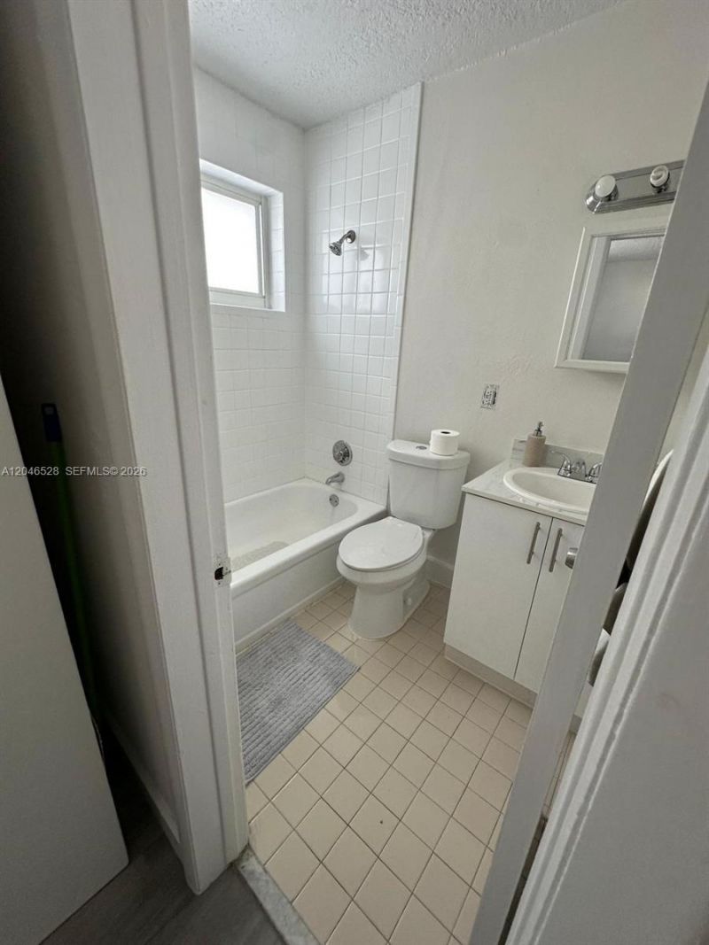 6805 SW 88th St , Unit 18, Pinecrest, FL 33156 Photo