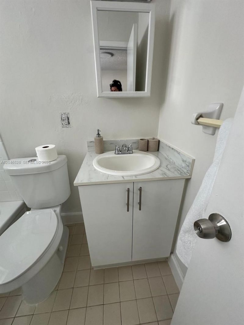 6805 SW 88th St , Unit 18, Pinecrest, FL 33156 Photo