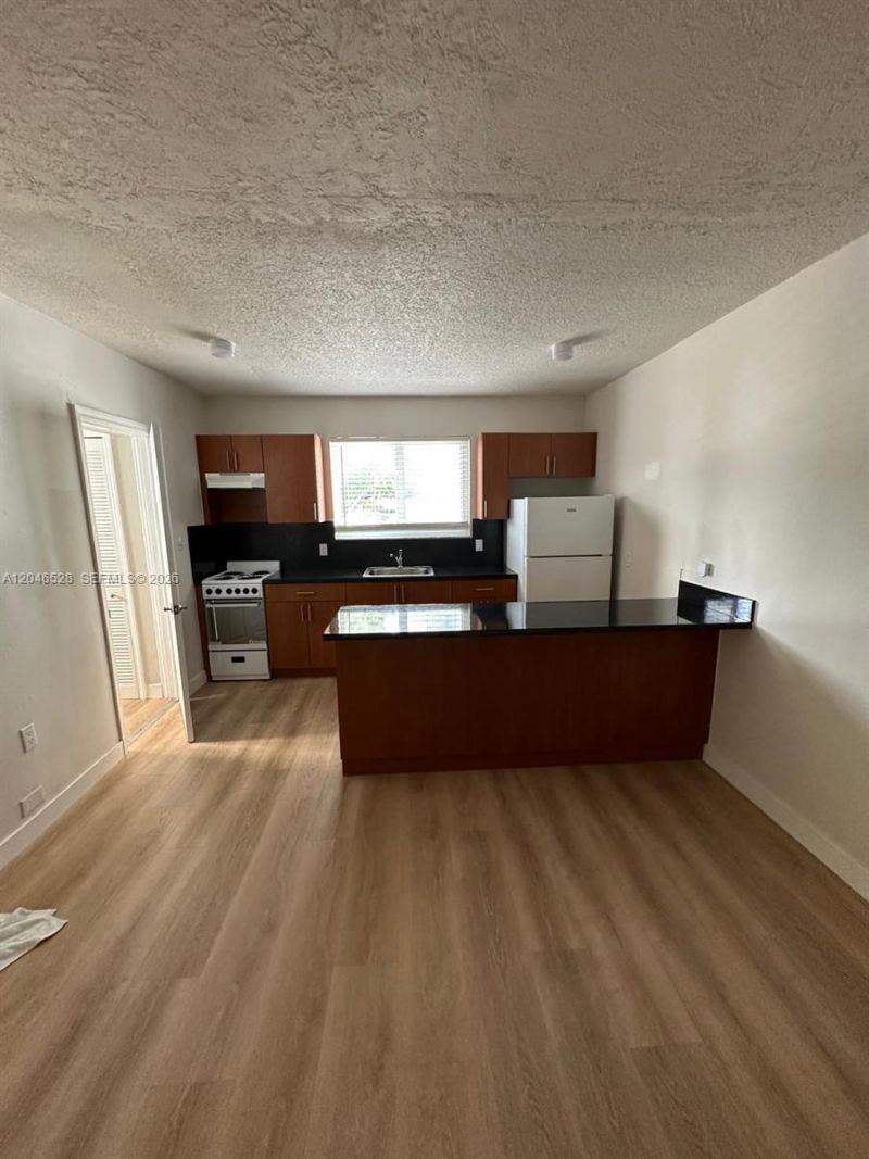 6805 SW 88th St , Unit 18, Pinecrest, FL 33156 Photo