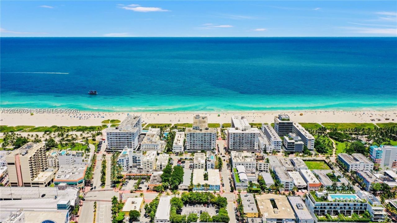 401 Ocean Dr , Unit 722, Miami Beach, FL 33139 Photo