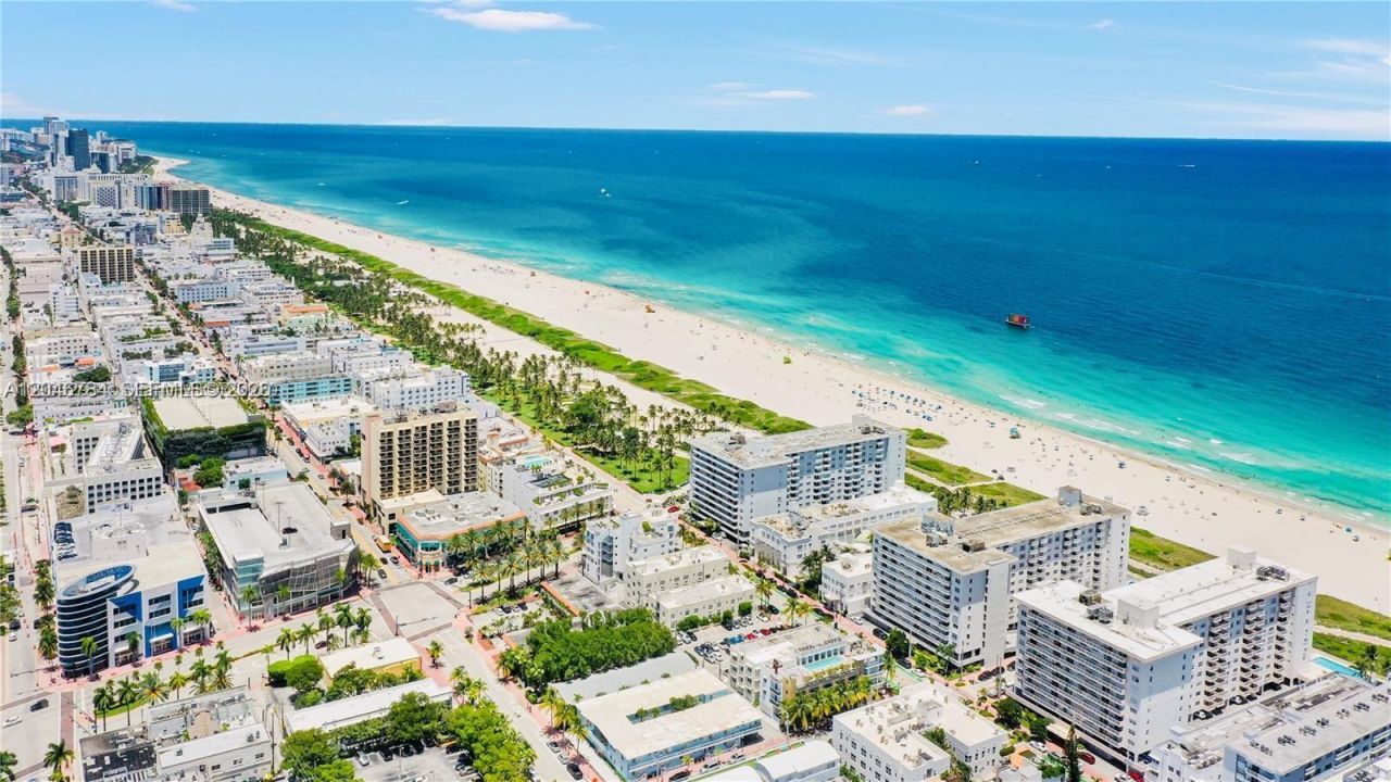 401 Ocean Dr , Unit 722, Miami Beach, FL 33139 Photo