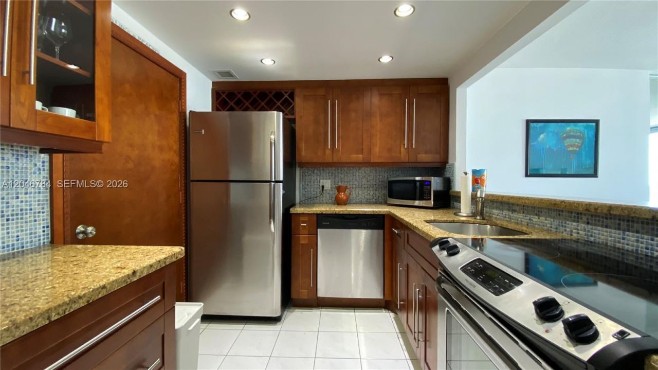 401 Ocean Dr, Unit 722, Miami Beach, FL 33139 Photo