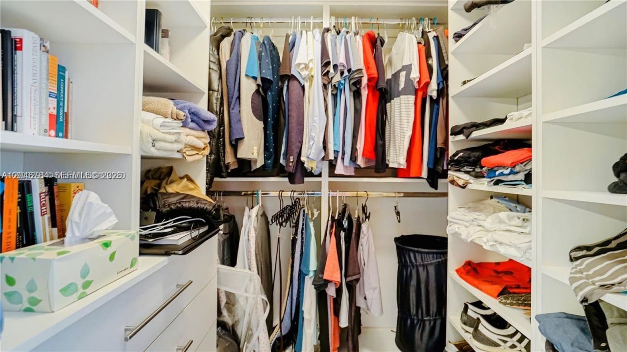 401 Ocean Dr , Unit 722, Miami Beach, FL 33139 Photo