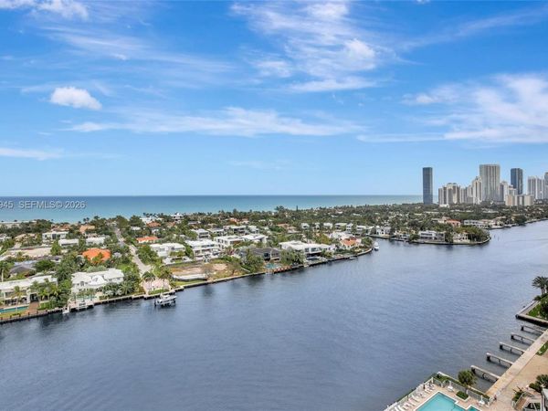 20515 E Country Club Dr , Unit 2147, Aventura, FL 33180