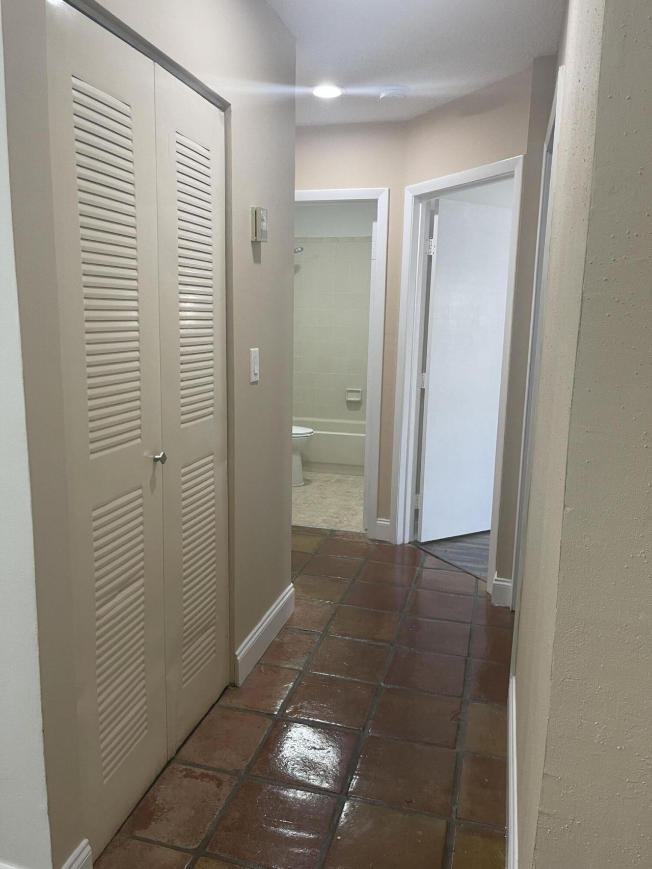 19823 NW 64th Place, Hialeah, FL 33015 Photo