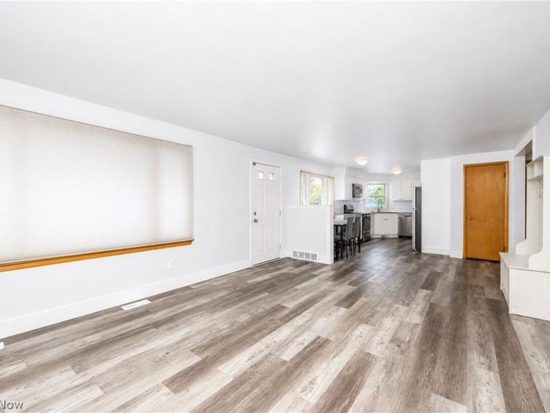 5355 Fulton Drive NW, Canton, OH 44718 Photo 7