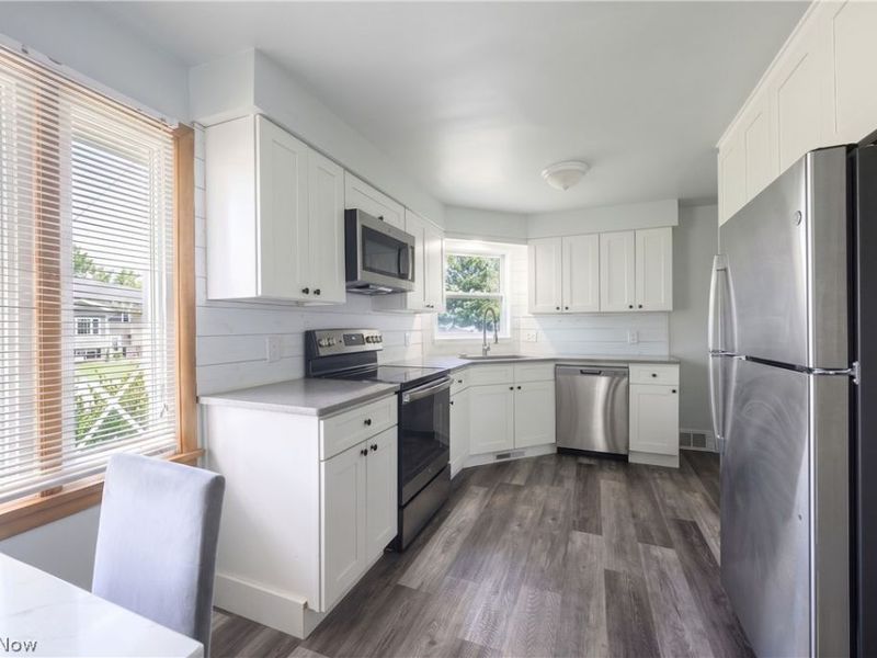 5355 Fulton Drive NW, Canton, OH 44718 Photo 8