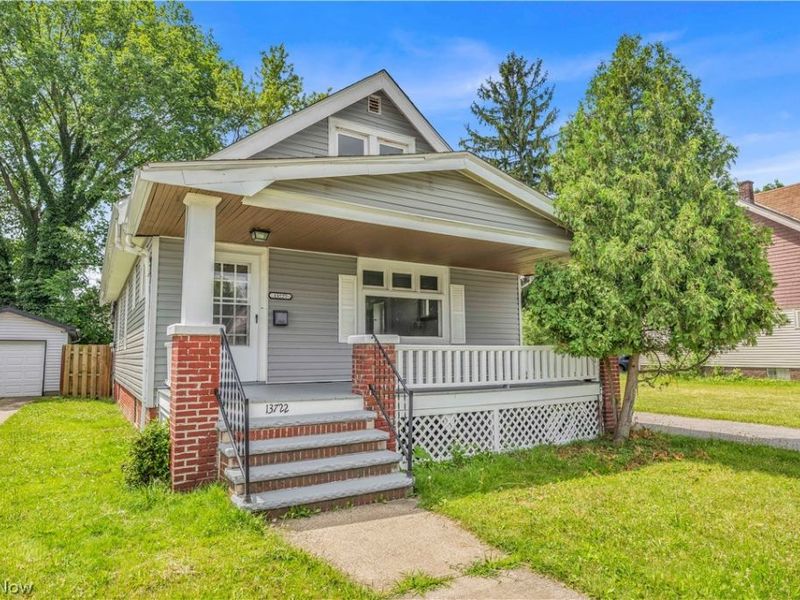 13722 Saybrook Avenue, Garfield Heights, OH 44105 Photo 2