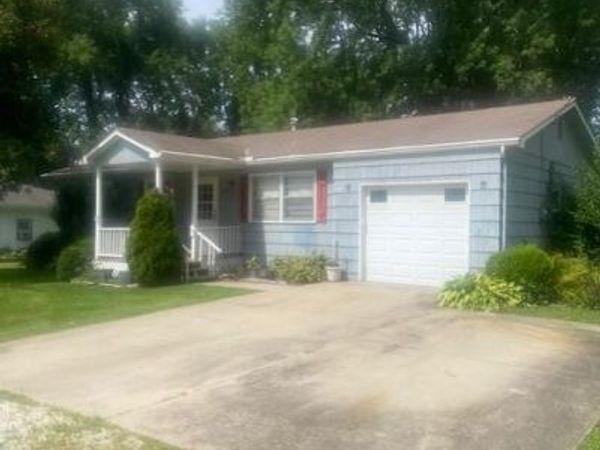 306 HARRIS Drive, Greenwood, MO 64034
