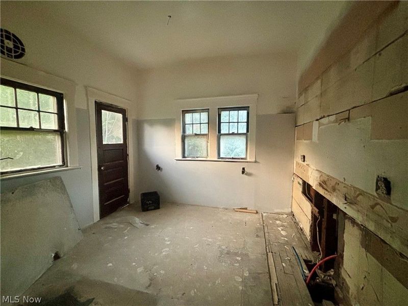 18117 Euclid Avenue, Cleveland, OH 44112 Photo 11