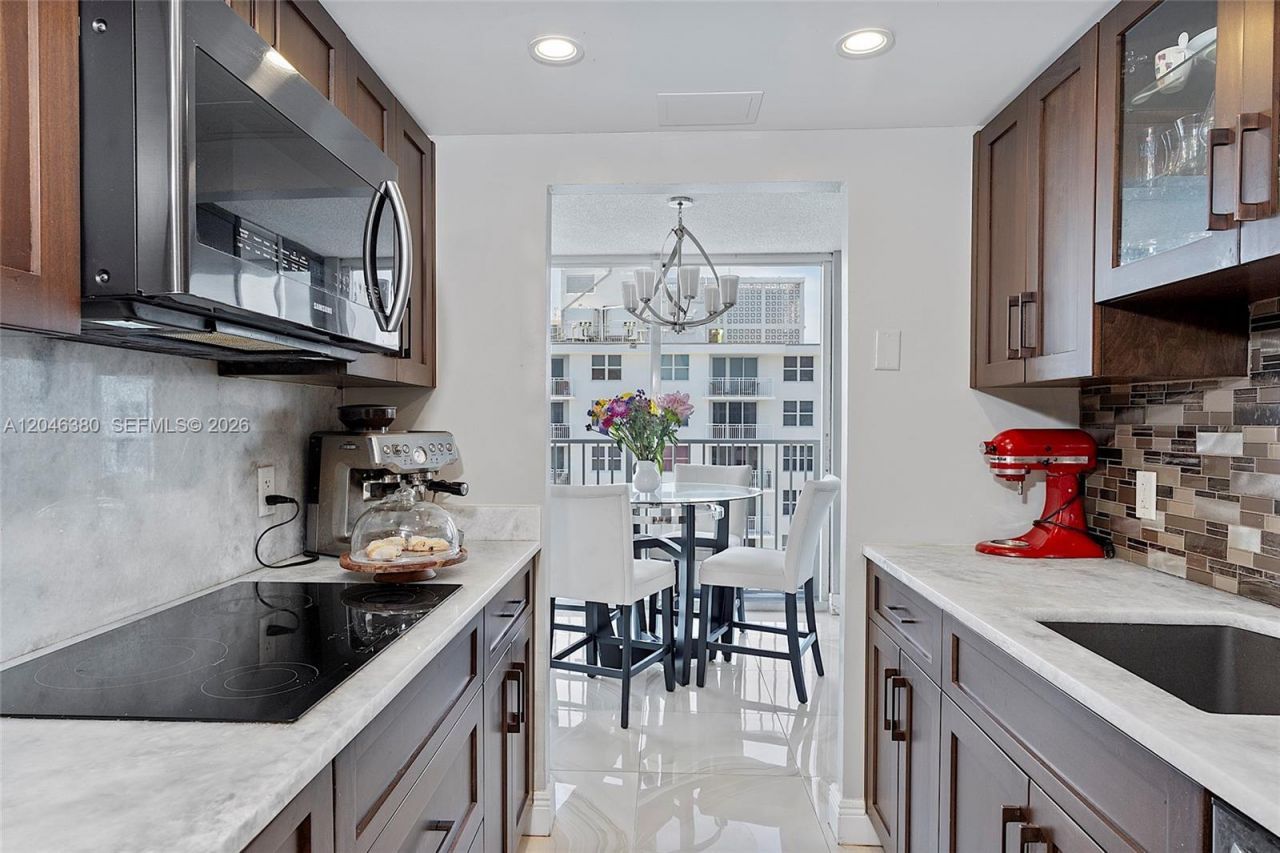 111 N Briny Ave , Unit PH11, Pompano Beach, FL 33062 Photo