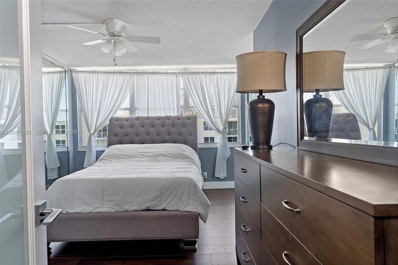 111 N Briny Ave , Unit PH11, Pompano Beach, FL 33062 Photo