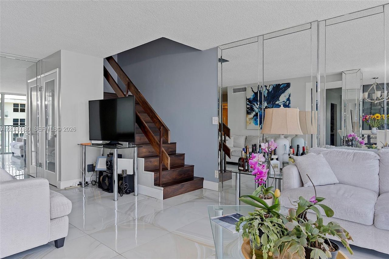 111 N Briny Ave , Unit PH11, Pompano Beach, FL 33062 Photo