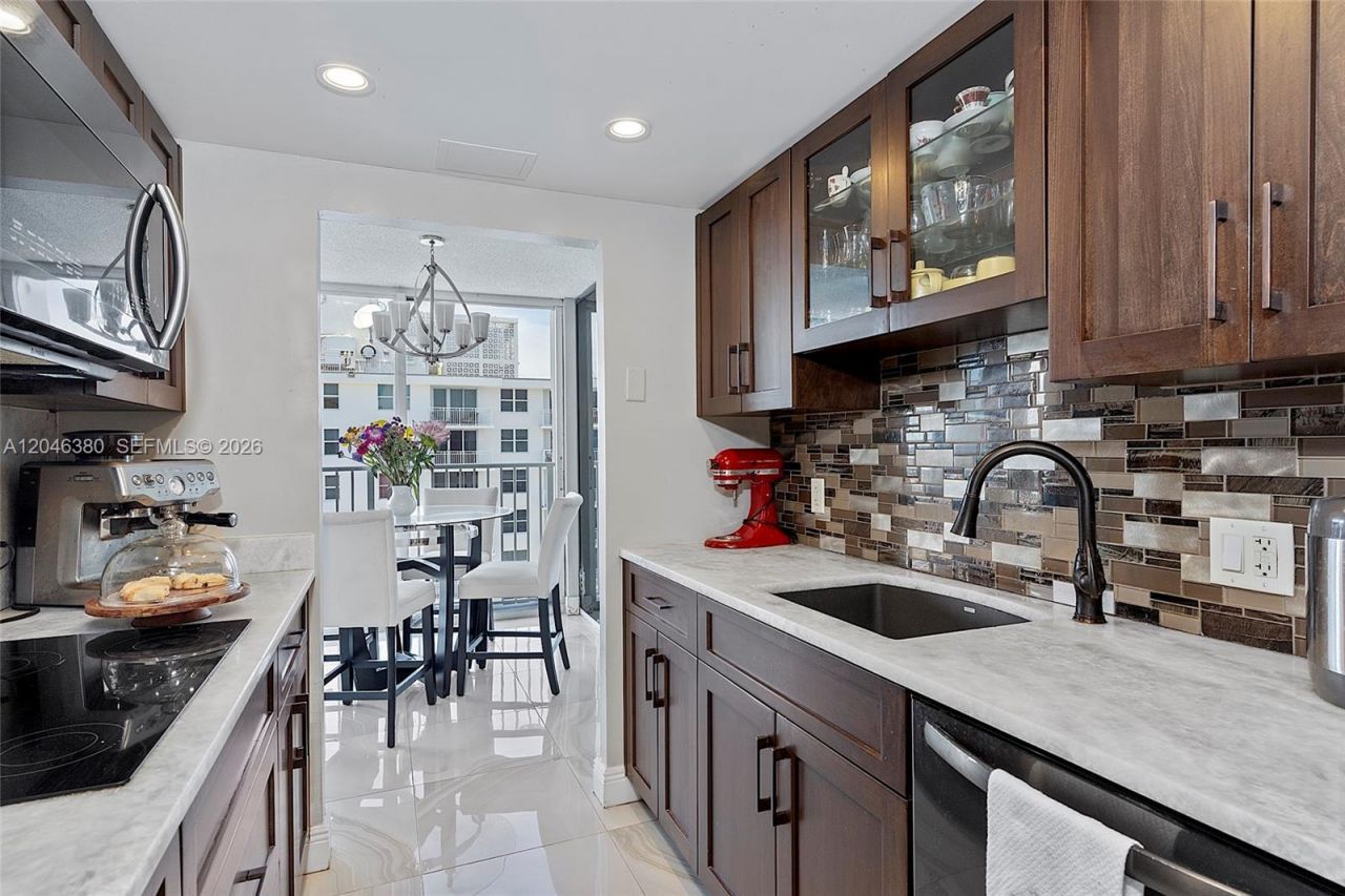 111 N Briny Ave , Unit PH11, Pompano Beach, FL 33062 Photo