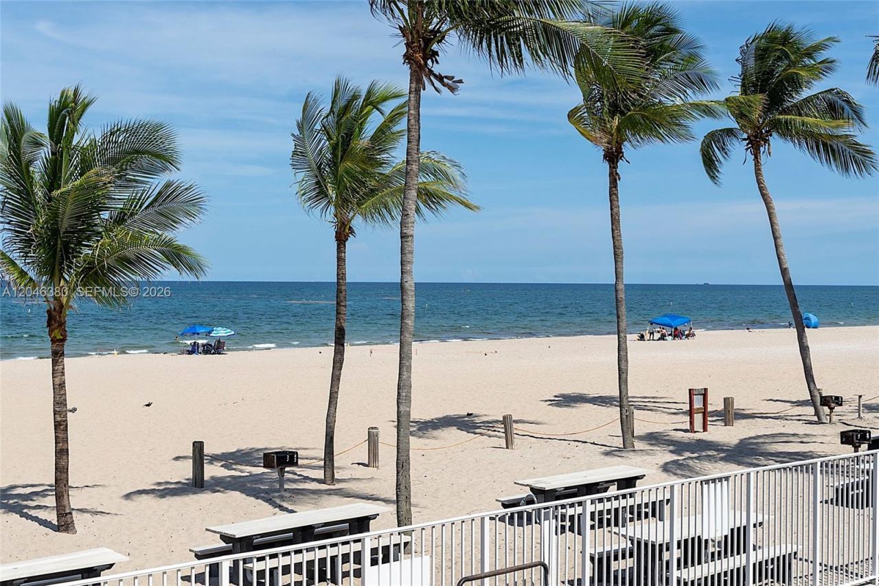 111 N Briny Ave , Unit PH11, Pompano Beach, FL 33062 Photo