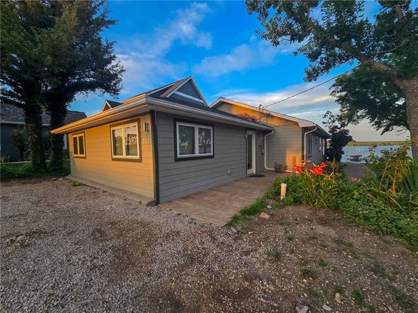 132 Kahola Road, Council Grove, KS 66846