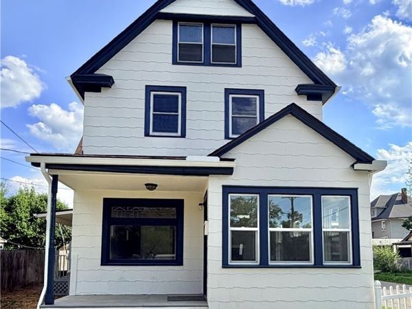4025 Henritze Avenue, Cleveland, OH 44109