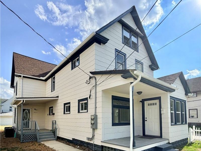 4025 Henritze Avenue, Cleveland, OH 44109 Photo 2