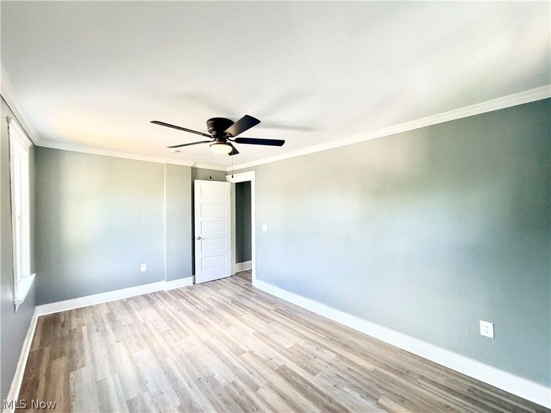 4025 Henritze Avenue, Cleveland, OH 44109 Photo 39