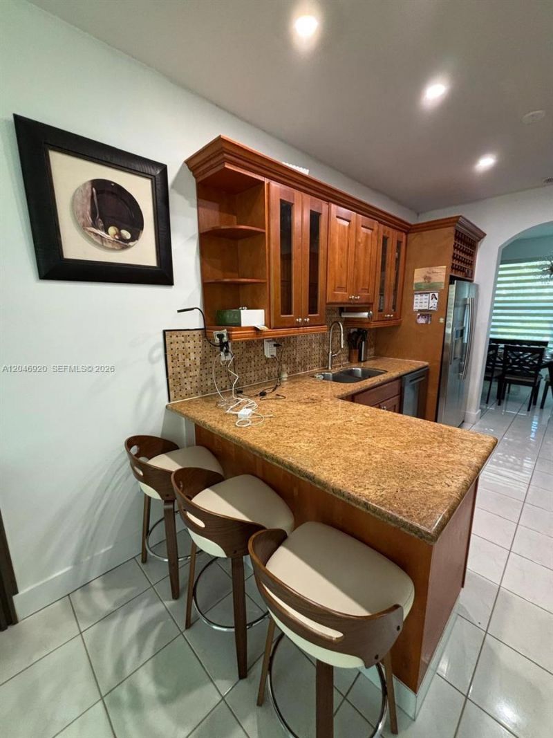 15986 SW 71st Ter, Miami, FL 33193 Photo