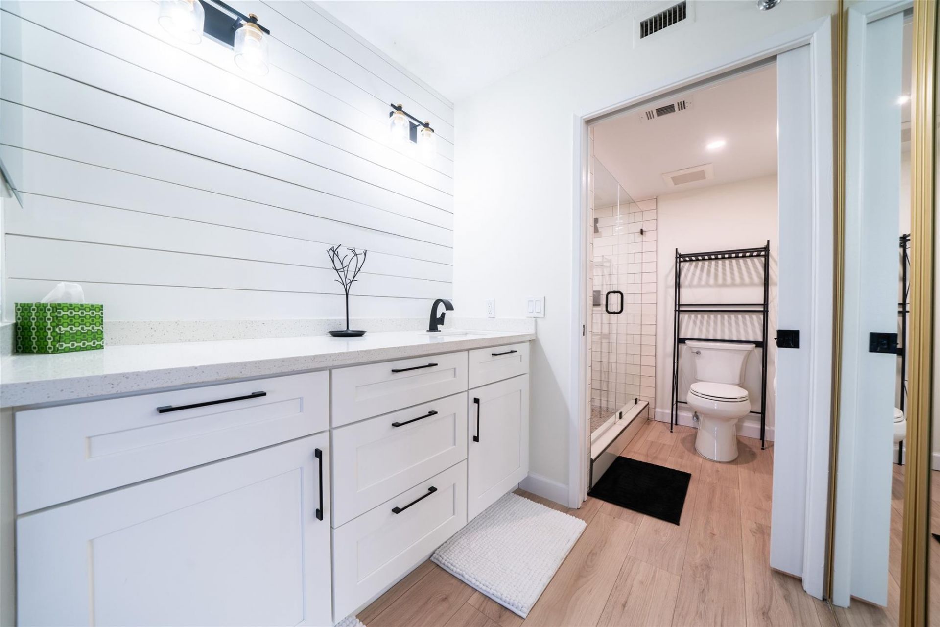 2240 N Cypress Bend Drive, Unit #802, Pompano Beach, FL 33069 Photo