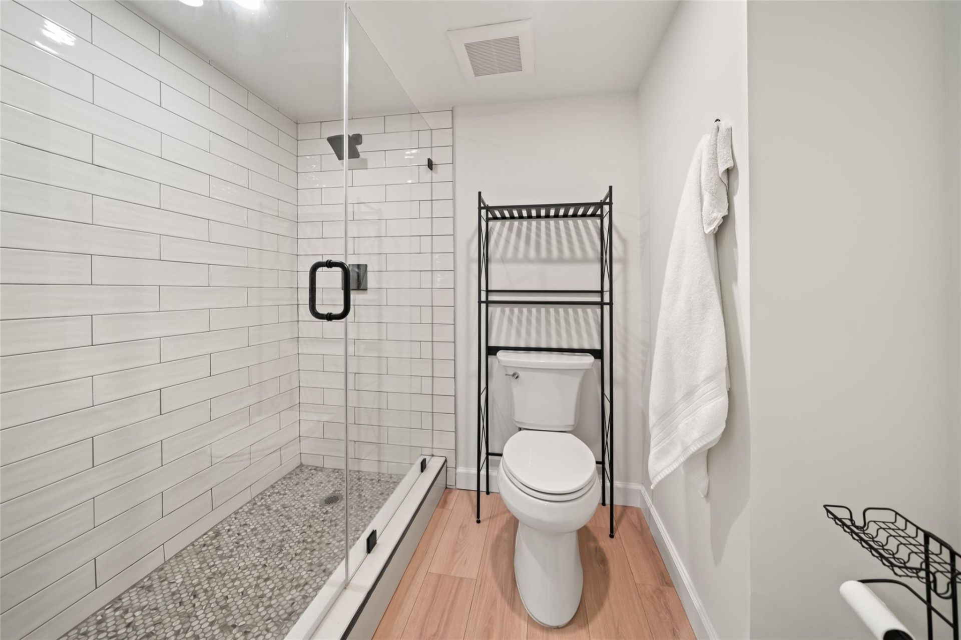 2240 N Cypress Bend Drive, Unit #802, Pompano Beach, FL 33069 Photo