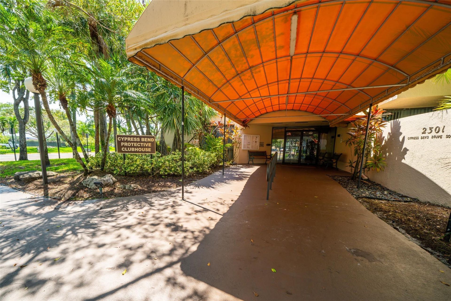 2240 N Cypress Bend Drive, Unit #802, Pompano Beach, FL 33069 Photo